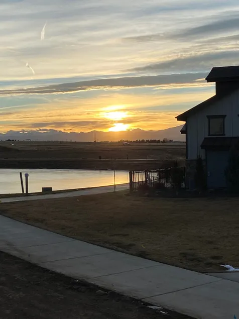 Fully Furnished Condo w/Amazing Views! - Image 1