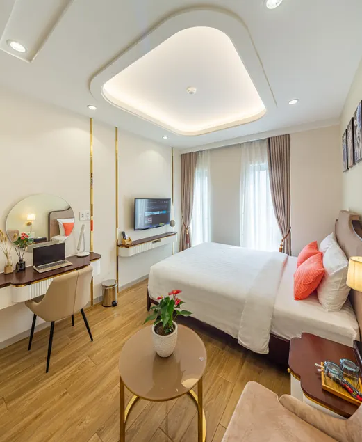 Cozy Apt with full serviced at Phu My Hung - Image 1
