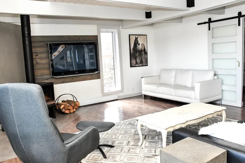 Mont Ste-Anne Chalet - Image 1