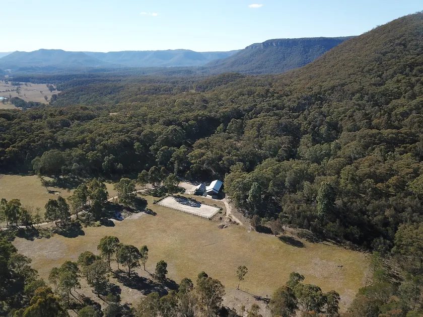 Hidden Gem, Megalong Valley, Blue Mountains - Image 1