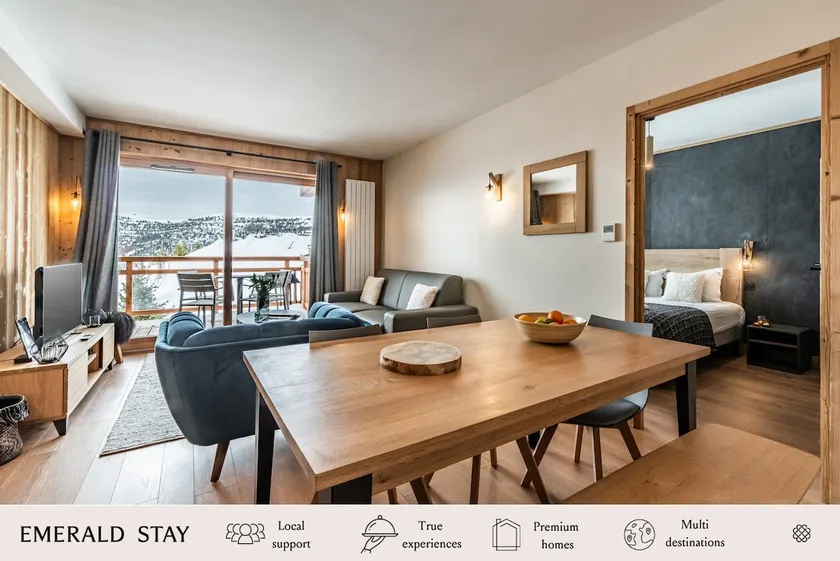 JUGLANS - Premium Apartment in Luxury Residence - Image 1