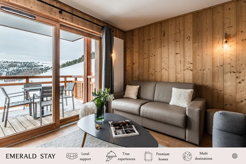 THUJA - Modern Apartment in Luxury Residence - Image 1