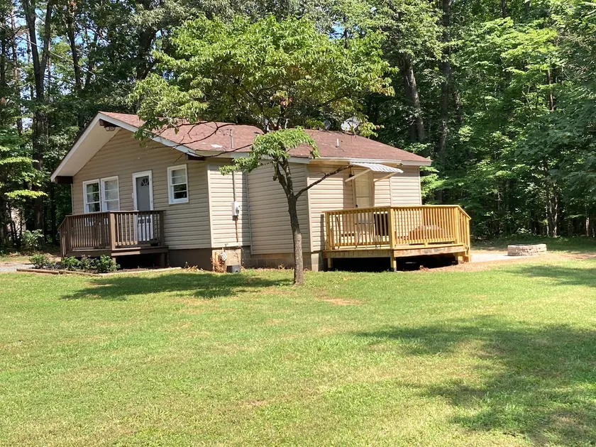 Pine Grove Cottage - Visit Monticello, Charlottesville & Many Local Wineries - Image 1