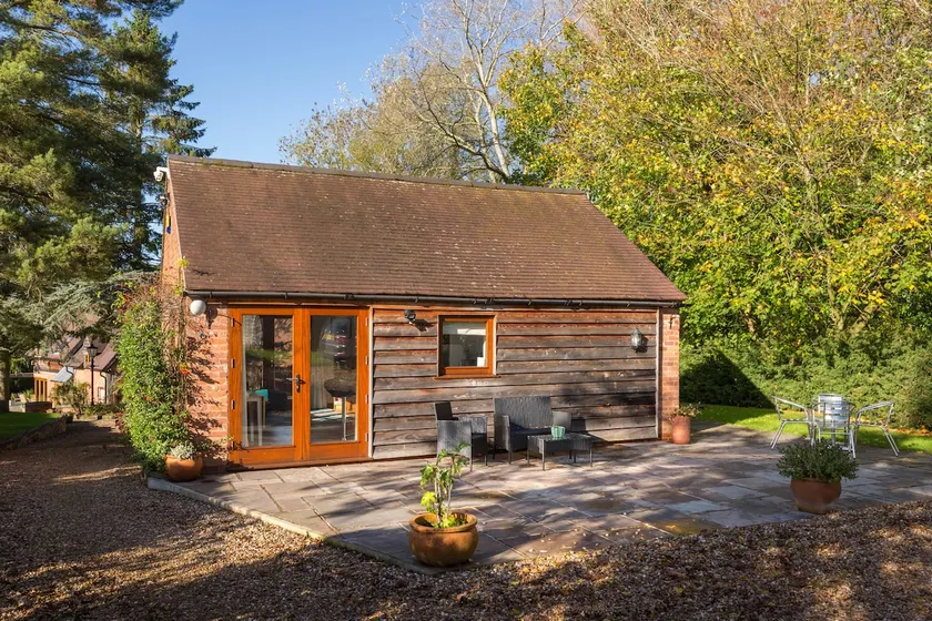 Rural Retreat in Rowington, Warwickshire - Pass the Keys - Image 1