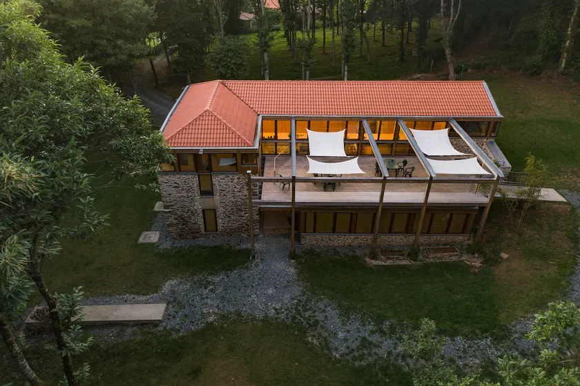 Abeiro da loba, tu casa en el bosque - Image 1