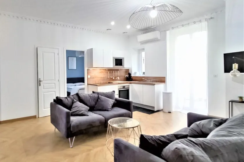 The Elegance ¤ History Center NICE ¤ 3 bathrooms - Image 1
