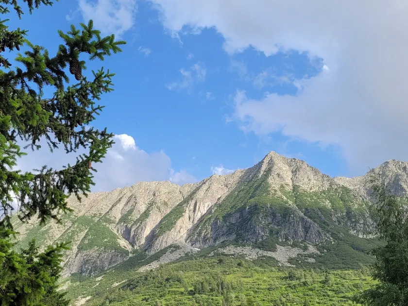 A little egg nestled in the mountains - Image 1