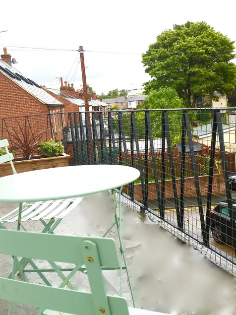 Apartment 61 - Image 1