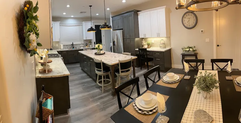 Stunning new designer home - Image 1