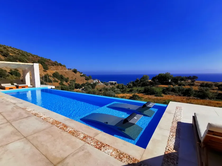 Agia Galini Cretan maisonette , pool & roof garden - Image 1