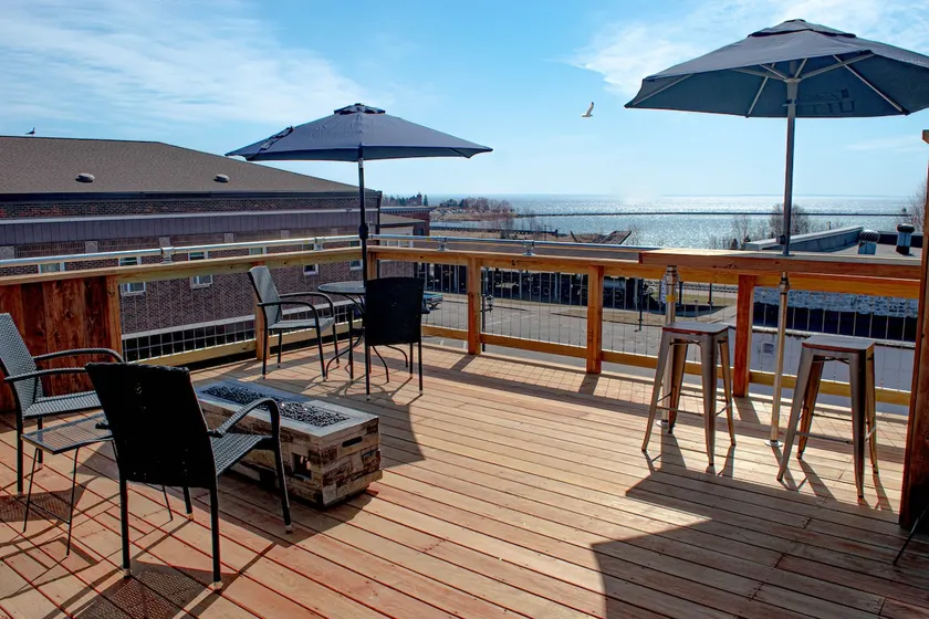 Harbor Rail Loft - Image 1