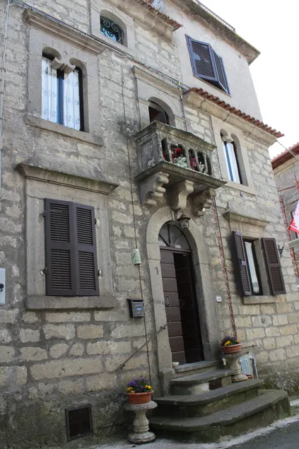 Juliet House - Image 1