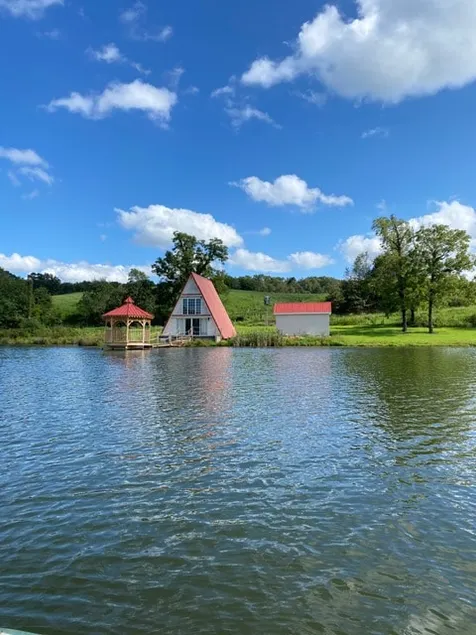 Water side Cozy cabin - Image 1