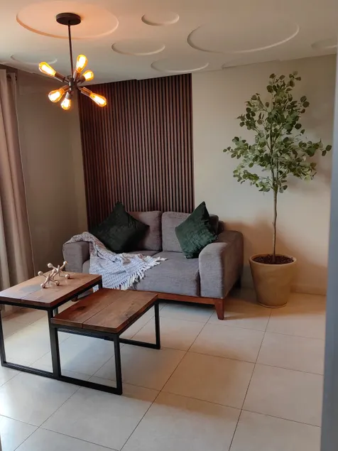 Spacious and Modern Apartment 5 minutes from Poliforum - Image 1
