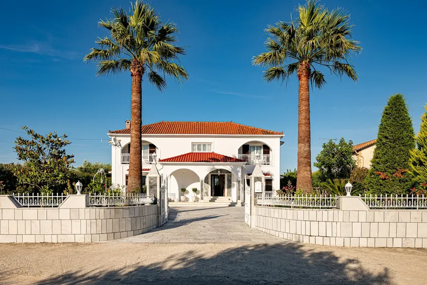 Aigli Villa - Image 1