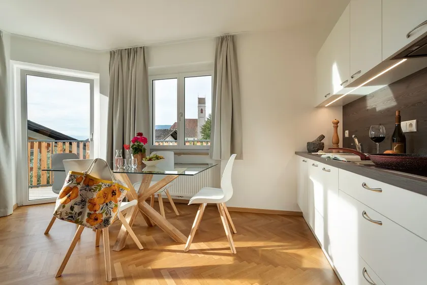 MeranoView - refurbished, great location and view! - Image 1