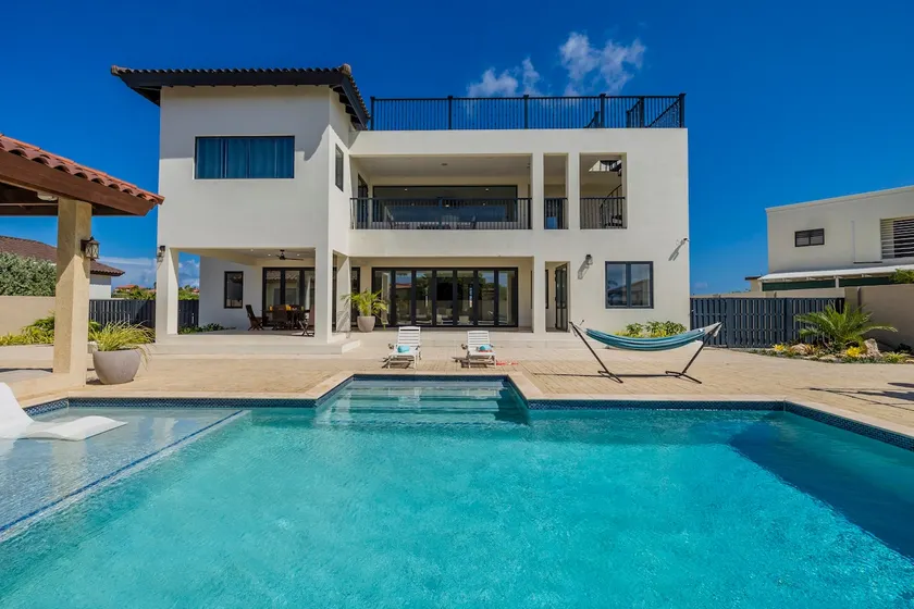 NEW Ocean View 5BR Villa ~ Private Pool & Roof deck - Image 1
