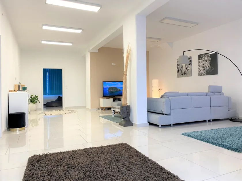 City suite in Wiener Neustadt with sauna - Image 1
