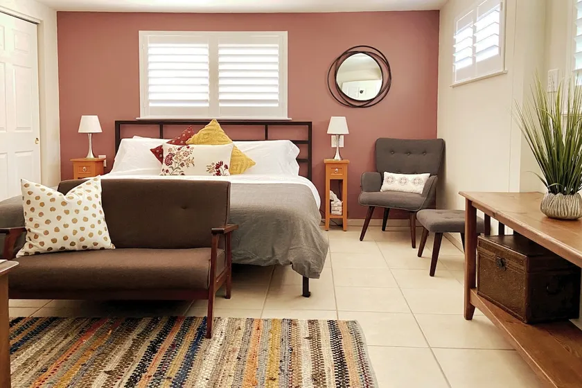Private Guest Suite: Cute, Clean, Quiet | Nob Hill - Image 1