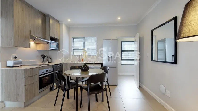 Serviced Apartment in Sandton - Image 1