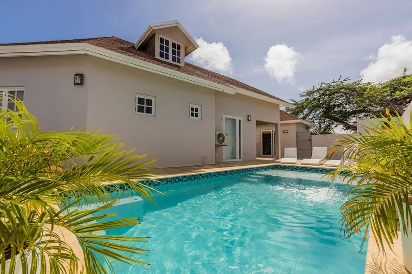 Remodeled 6BR - PrivatePool, GameRoom, Close2Beach - Image 1