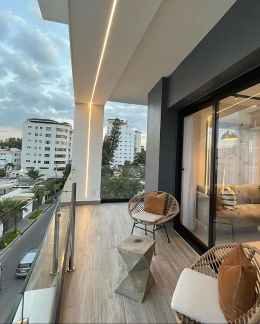 Modern 1 Bed/AC/Wi-Fi/Pool/Gym/Parking/Balcony - Image 1