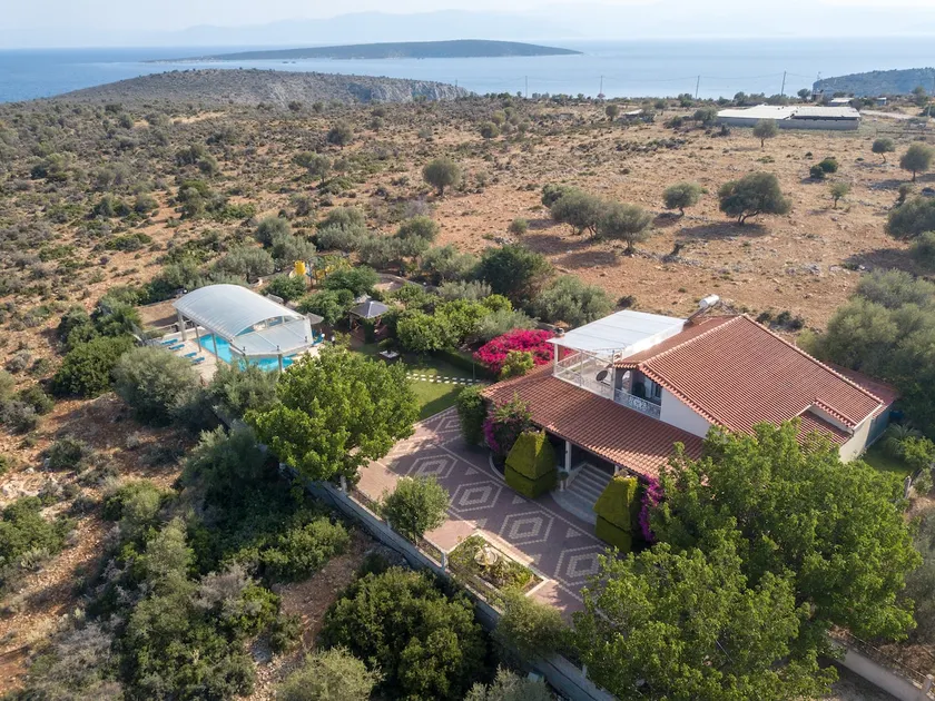 Luxurius und komfortable Villa mit eigenem beheiztem Pool - Image 1