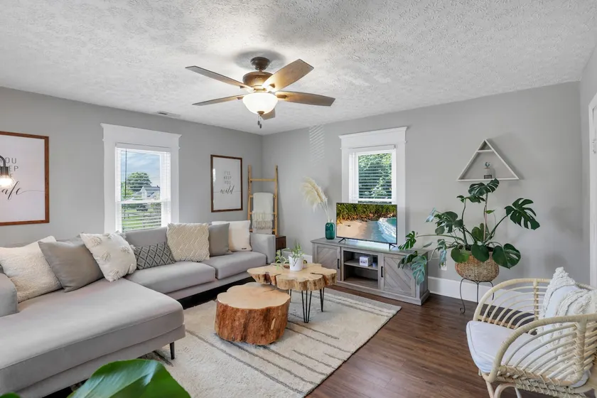 Peaceful + Private Home | Full Kitchen | Sleeps 4 - Image 1