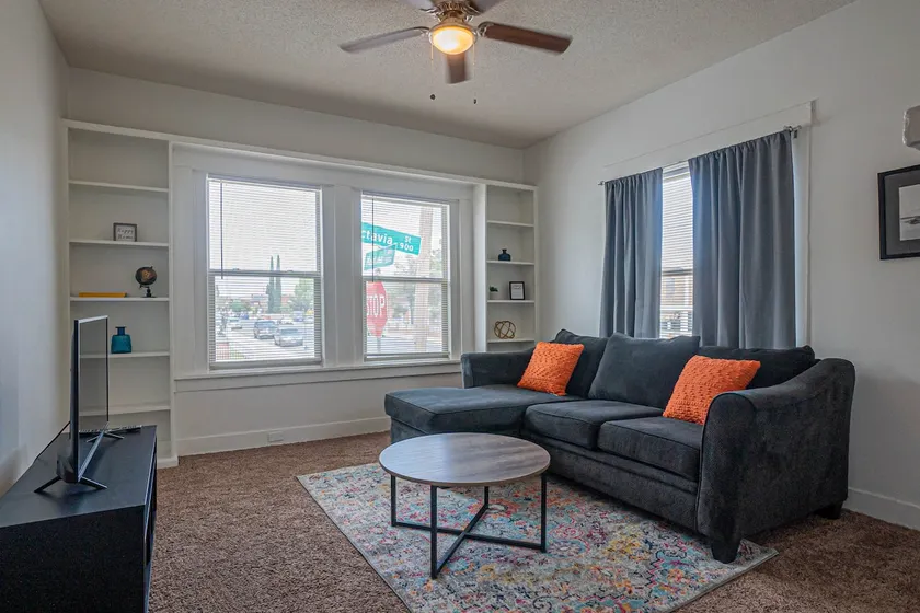 Stylish El Paso Downtown Apartment - Image 1