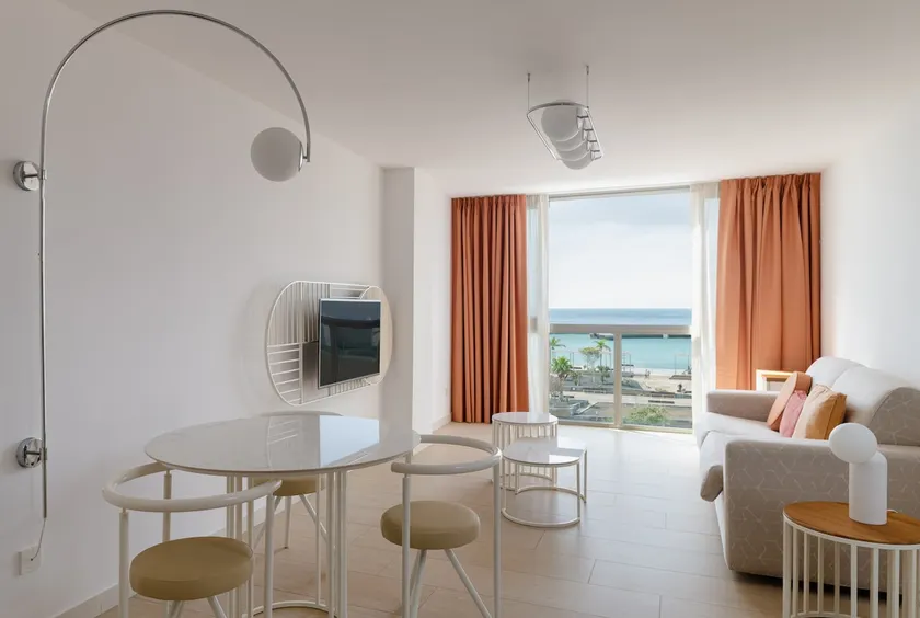 Plus Fariones Habitat - Image 1