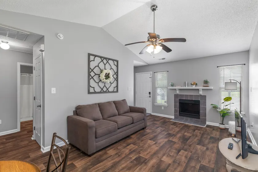 Cottage at Brandymill- chic, quiet & comfortable! - Image 1