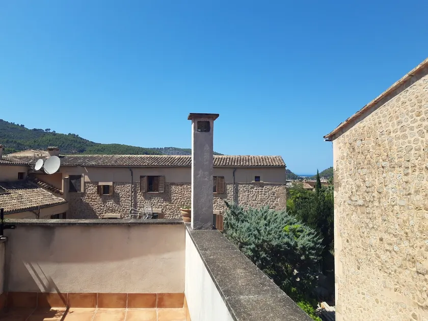 Centrally located and quiet appartment in Sóller - Image 1