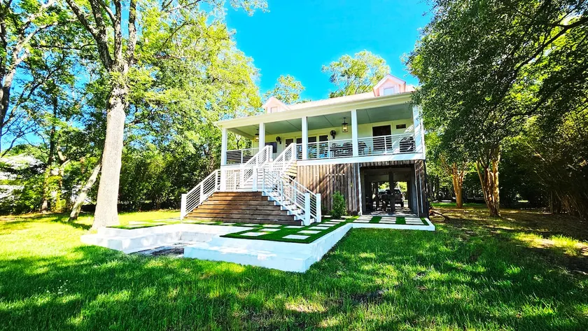 Vacation Time in Charleston: 15 min to Beaches - Image 1