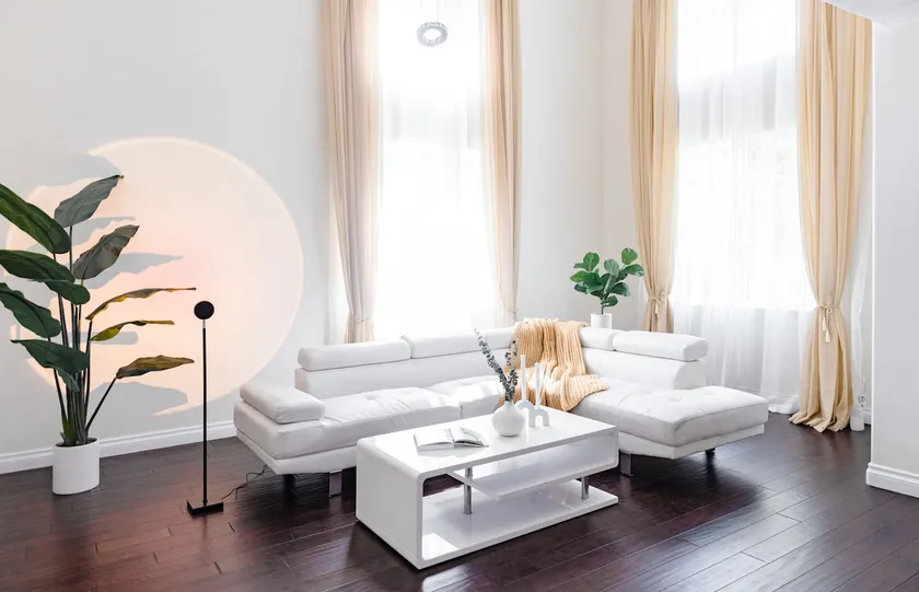 Pasadena Luxury Smart New House 4B3.5B w/Theatres - Image 1
