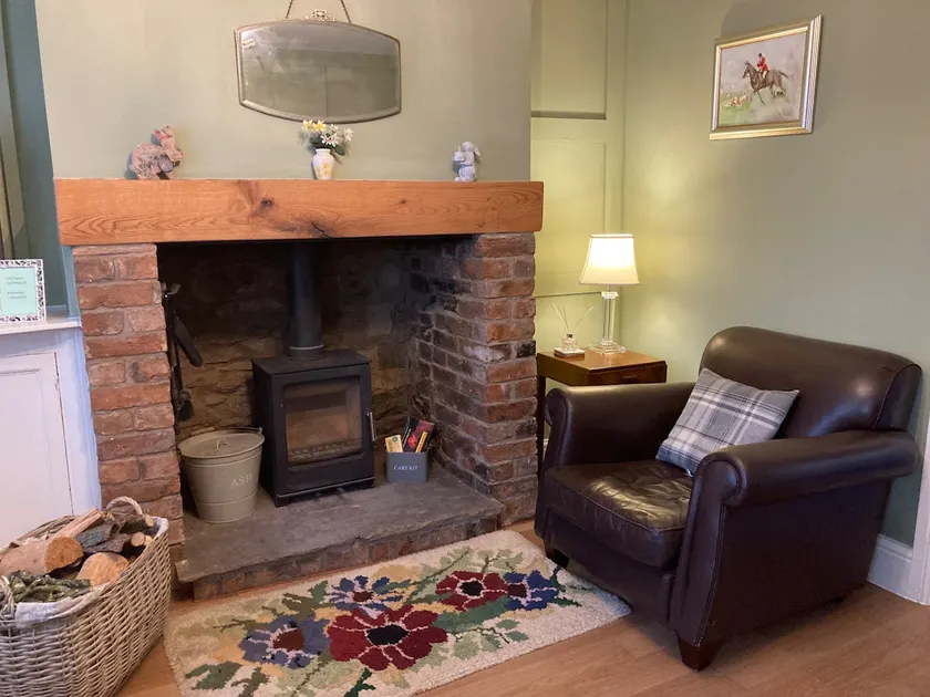 Adlington Cottage, Lancashire - Image 1