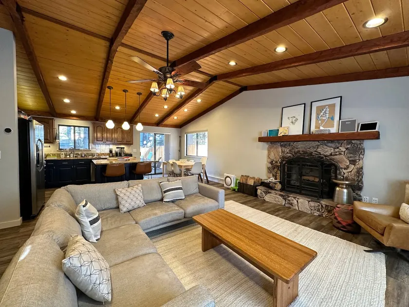 High Meadow Lodge - Image 1