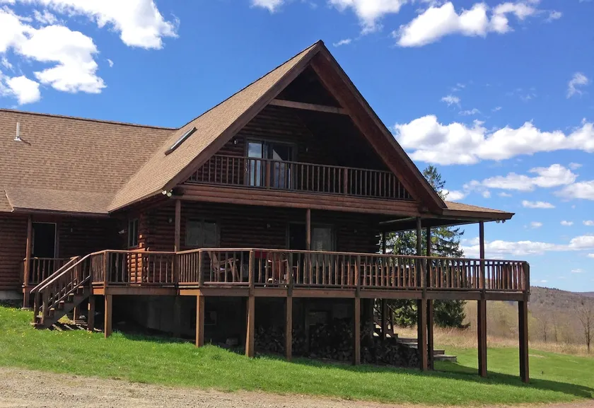 Lake View Log Cabin  with amazing views - Image 1