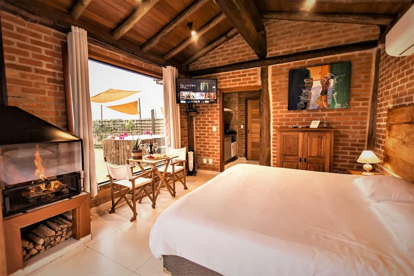 Premium 4 Country House with Jacuzzi - Image 1