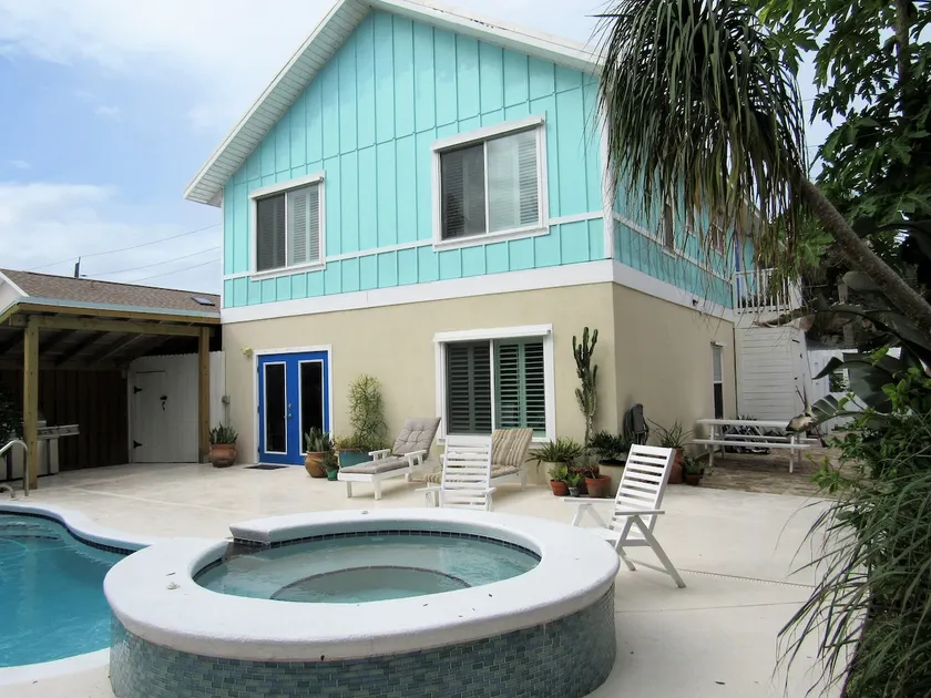 LunaSea Beach House - Family friendly, steps to beach, private pool & hot tub - Image 1