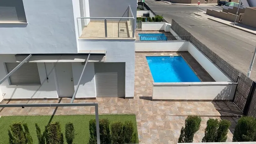 Villa Luxury - Private Pool - Wifi - Solarium - Image 1