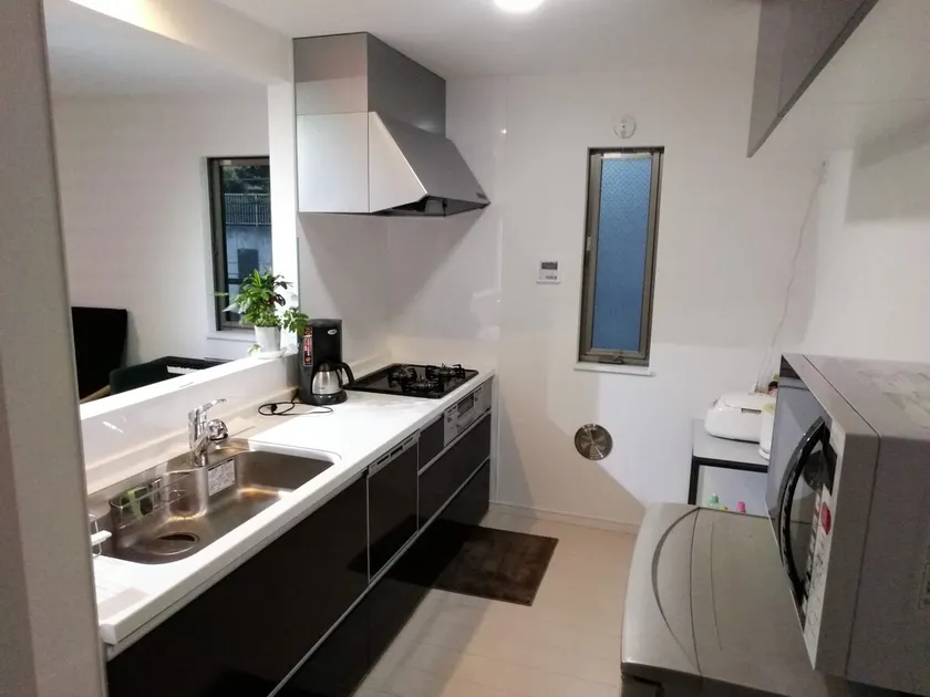 Private Clear Guest House New Yurigaoka - Image 1