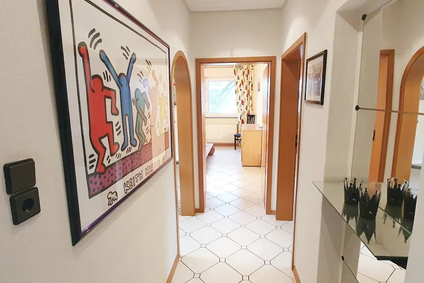 Cozy apartment with good connections to the fair - Image 1