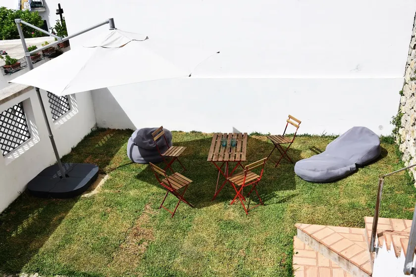 H3PO4 - Full villa with small garden in Anacapri - Image 1
