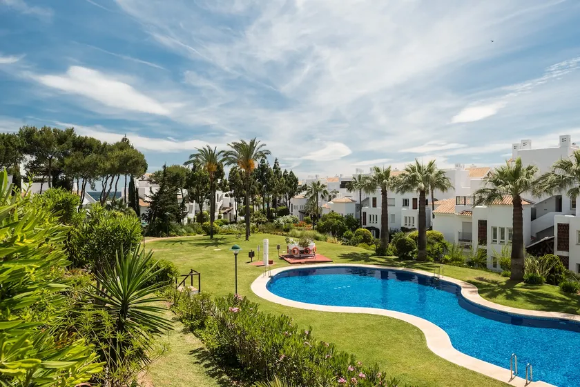 Stunning Modern Apt Frontline beach - RDR206 - Image 1
