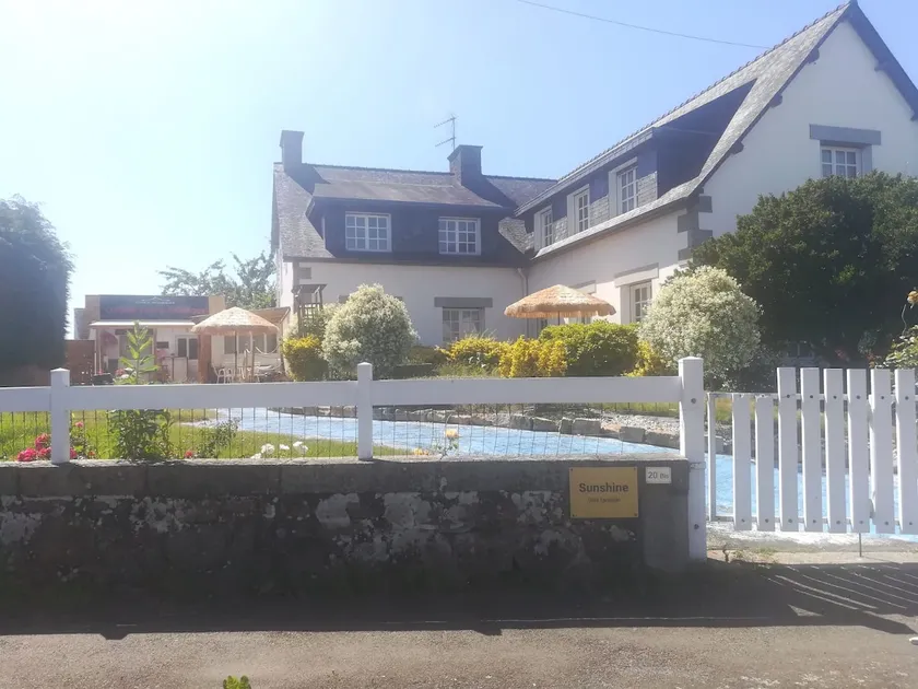 Sunshine: A cottage at the gates of Brittany - Image 1