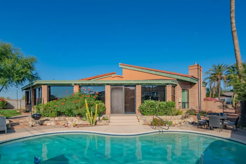 On South Mountain w/ NEW Hottub & Pool/ near golf - Image 1