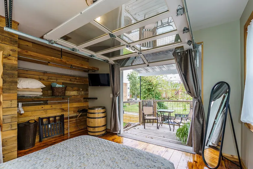 Enjoy Downtown Lex from your Private Deck - Image 1