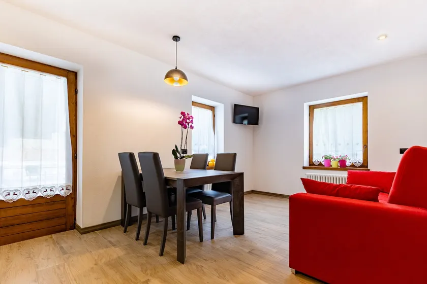 Casa Silver - Image 1