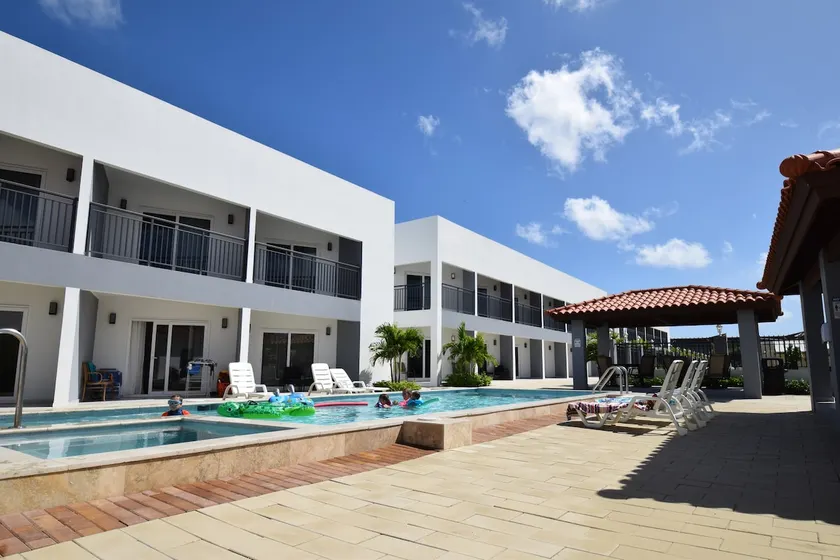 25%OFF Rosa Condo Arena at Eagle Beach Aruba - Image 1