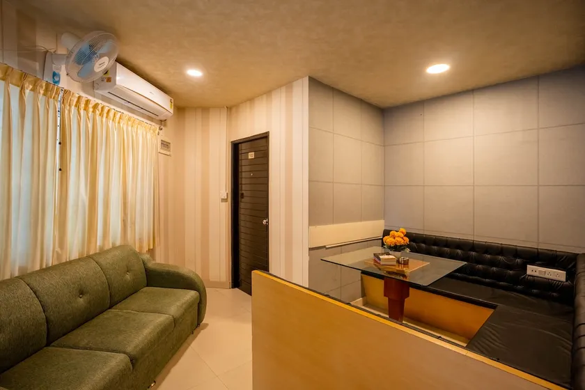 3BR Apt for 12 Perfect for Parties, Events, Group - Image 1